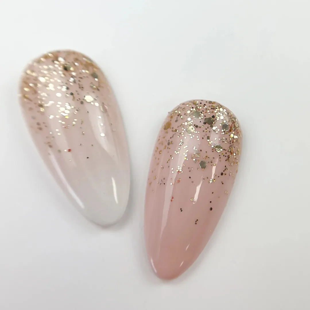 Trajni lak Somfis Glam ON GL07 u zlatnoj glitter nijansi s miješanim zrncima 9ml - picture 3