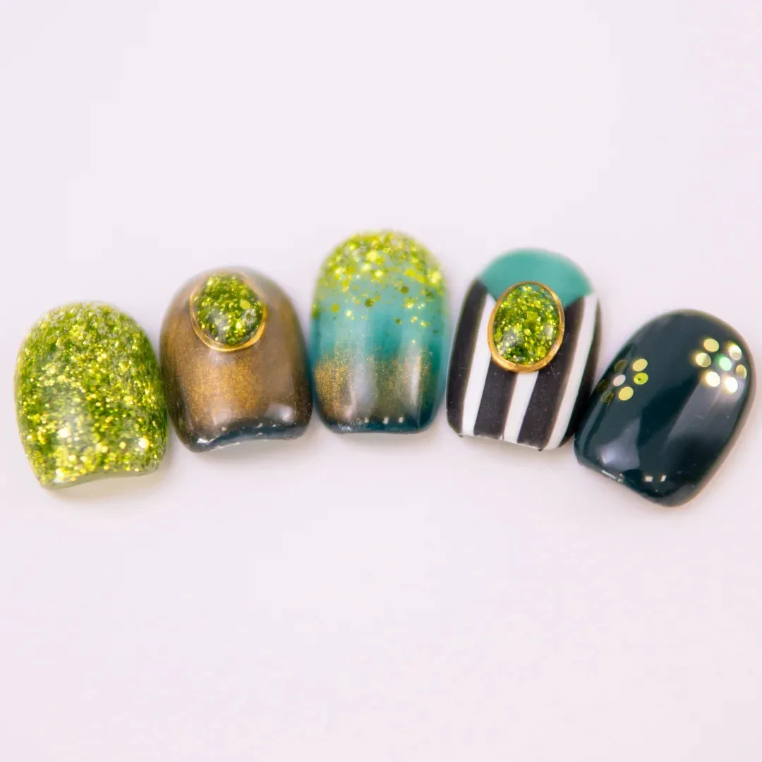Trajni lak Somfis Glam ON GL02 lime/zeleni glitter s miješanim zrncima 9ml - picture 4